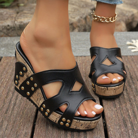 Wedge sandals with platform and comfort for women